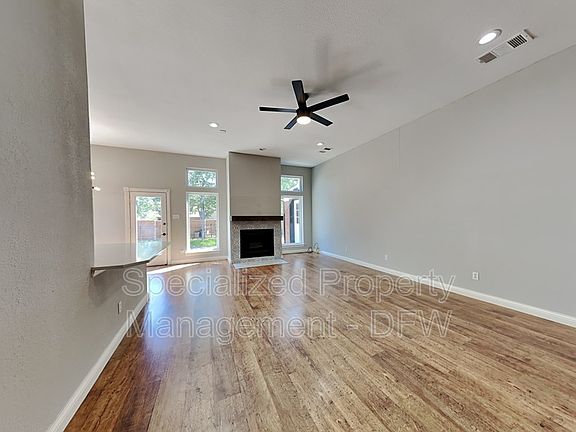 2nd image of 250 Pinyon Ln