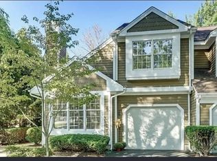 8 Harrow Ln, Bedminster, NJ 07921