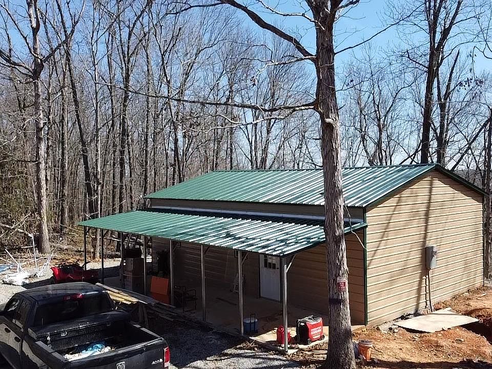 1st image of 104 Chism Trl