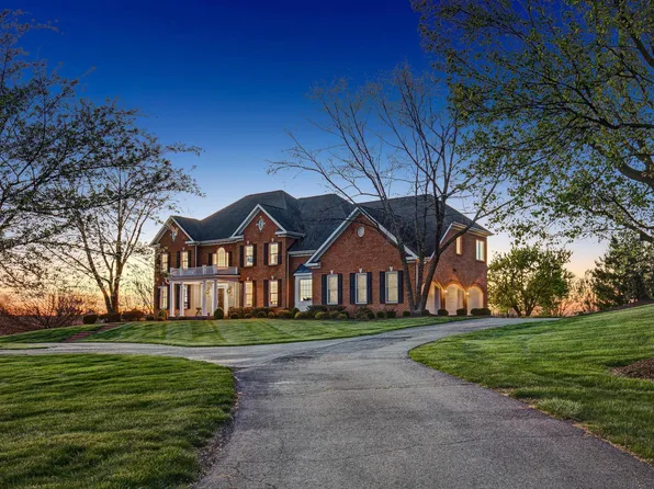 40752 Browns Ln, Waterford, VA 20197