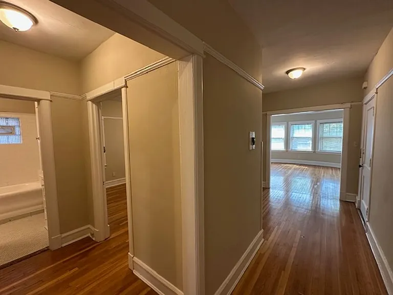 Bright, Spacious 3BR in Prime Upper East Side — Photo 27