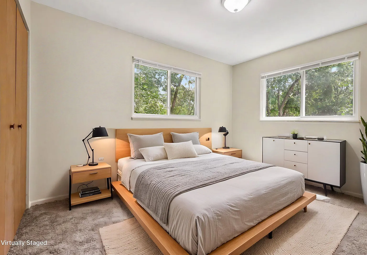 Maple Leaf Apartments — Photo 3