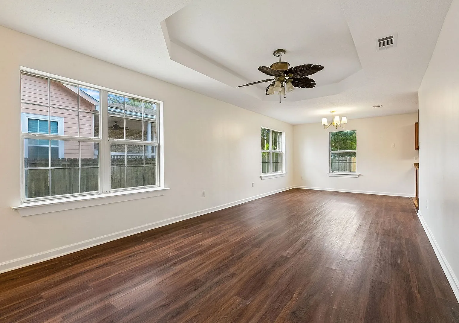 Lovely New Orleans East home! — Photo 4