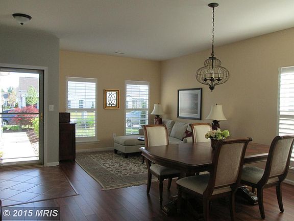 5th image of 414 Harmony Way