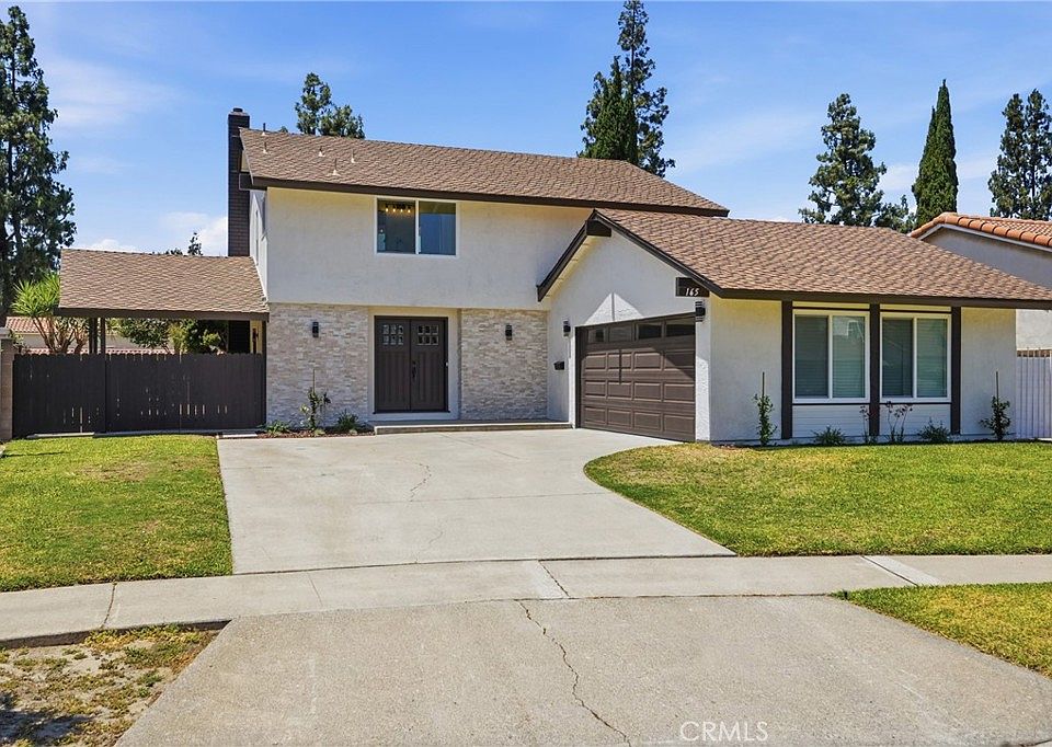 1st image of 165 S Connie Cir