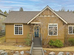 19341 SW Laurelhurst Way, Bend, OR 97702