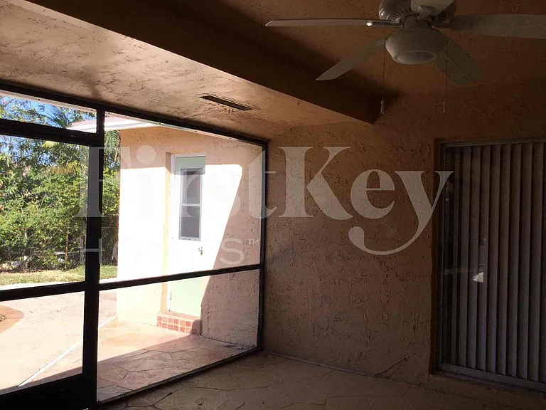 8801 N Bermuda Dr — Photo 17