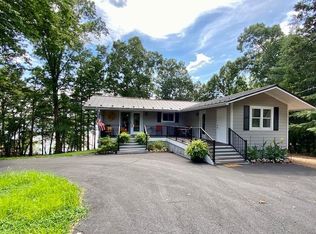 172 Holly Ln, Clarksville, VA 23927