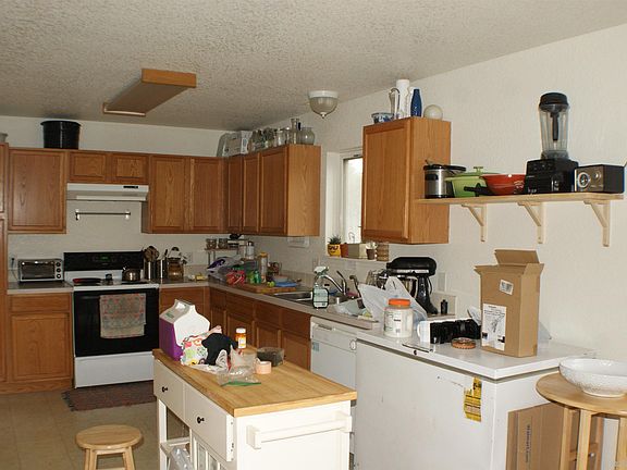 3rd image of 1503 Boswell Ct