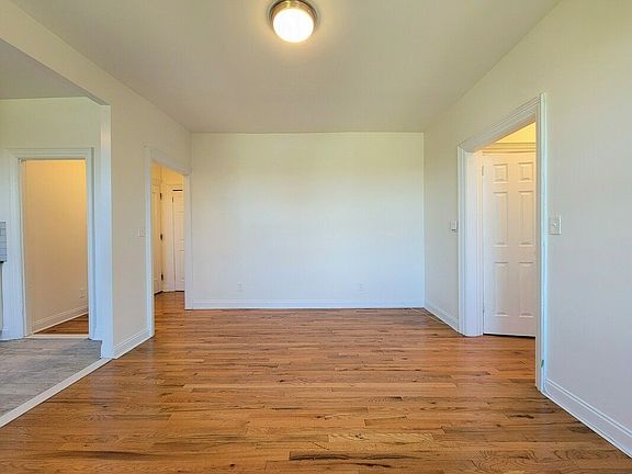 5th image of 31-49 29th St #D8