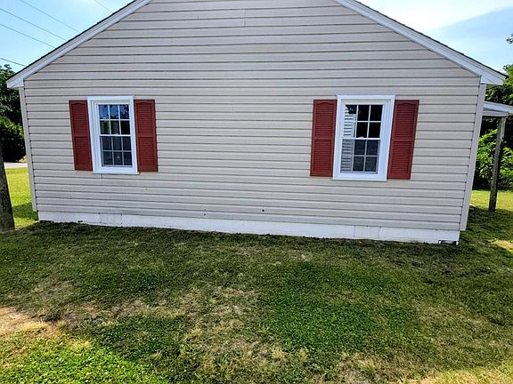 4th image of 3235 Doggett Ln