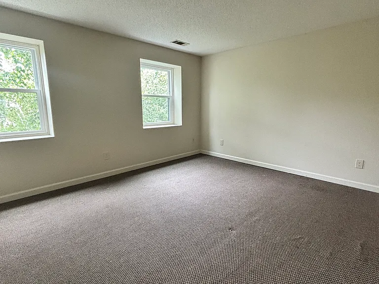 432 Judd Sq #432 — Photo 14