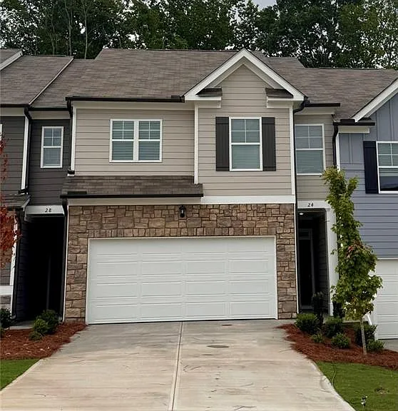 24 Berryville Dr — Photo 1