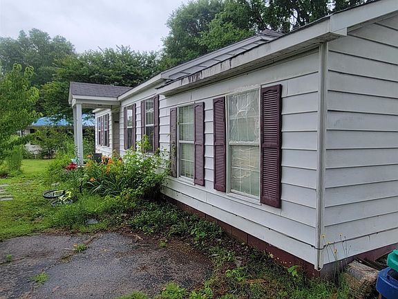 3rd image of 40 Central Ave