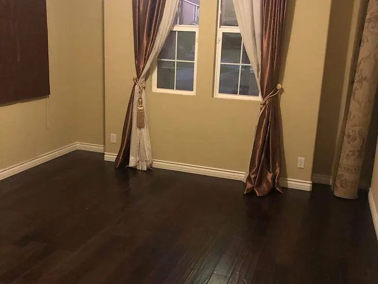 15758 Cortland Ave — Photo 8