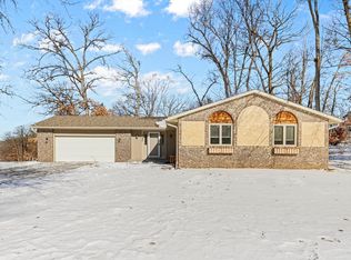 5885 Hidden Oaks Cir SE, Prior Lake, MN 55372