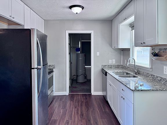 5th image of 1205 W Mead Ave