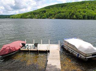 559 Main Rd, Monterey, MA 01245