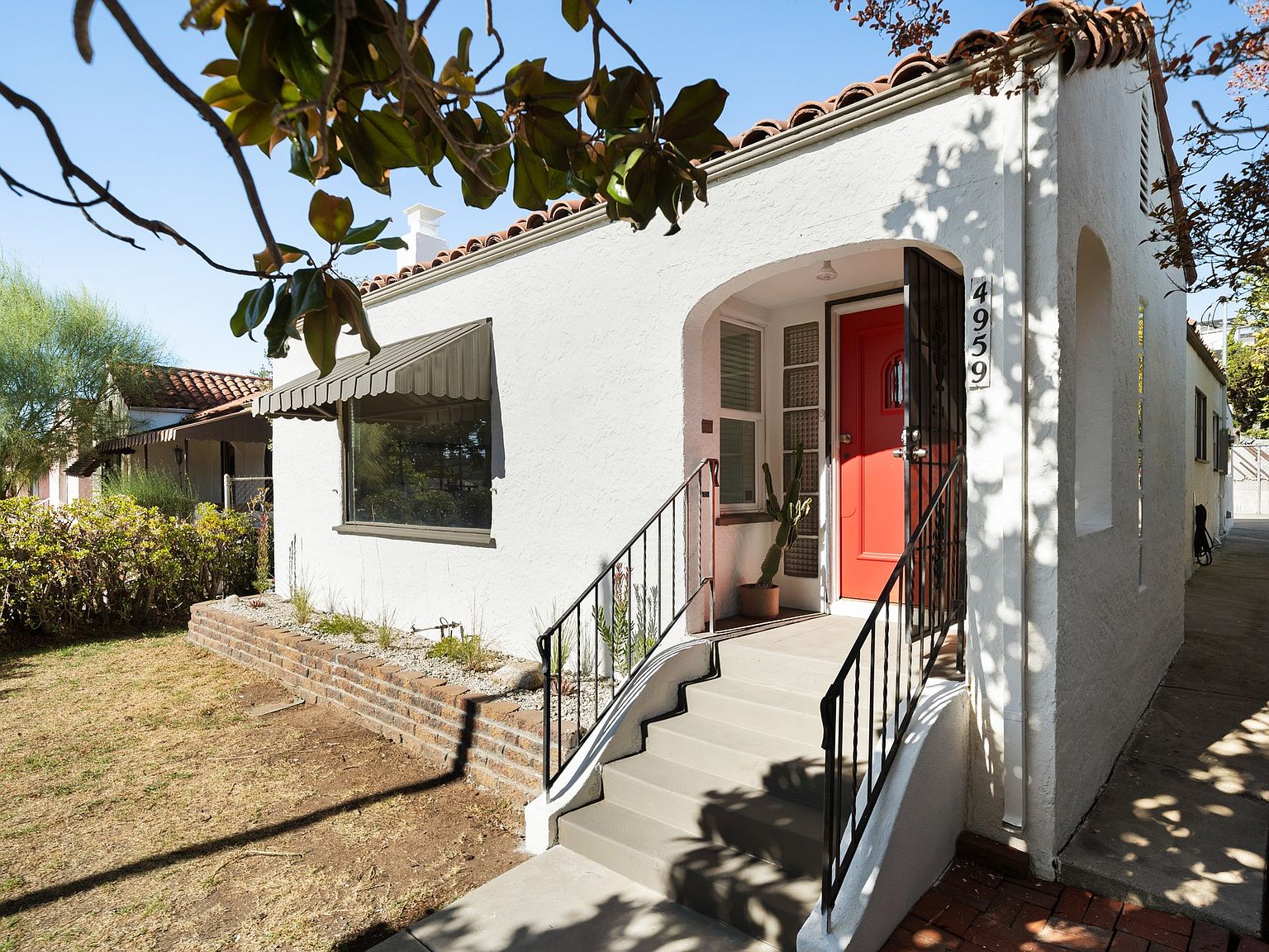 e7b7425db4df809efe40029b7d4ba2