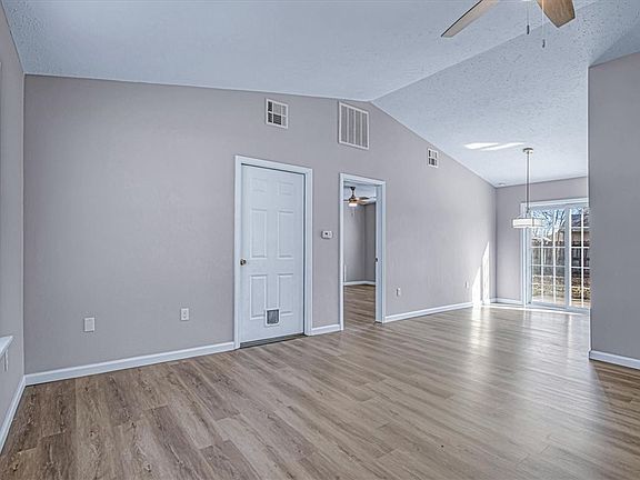 5th image of 1579 Justin Ct