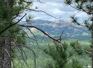 24980 Tanglewood Dr, Custer, SD 57730