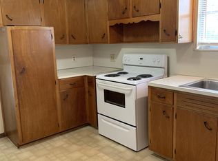 1317 Military Rd, Zanesville, OH 43701
