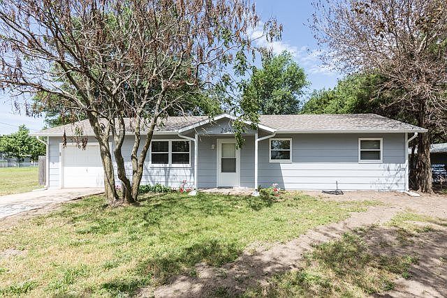 1st image of 209 S York Ct