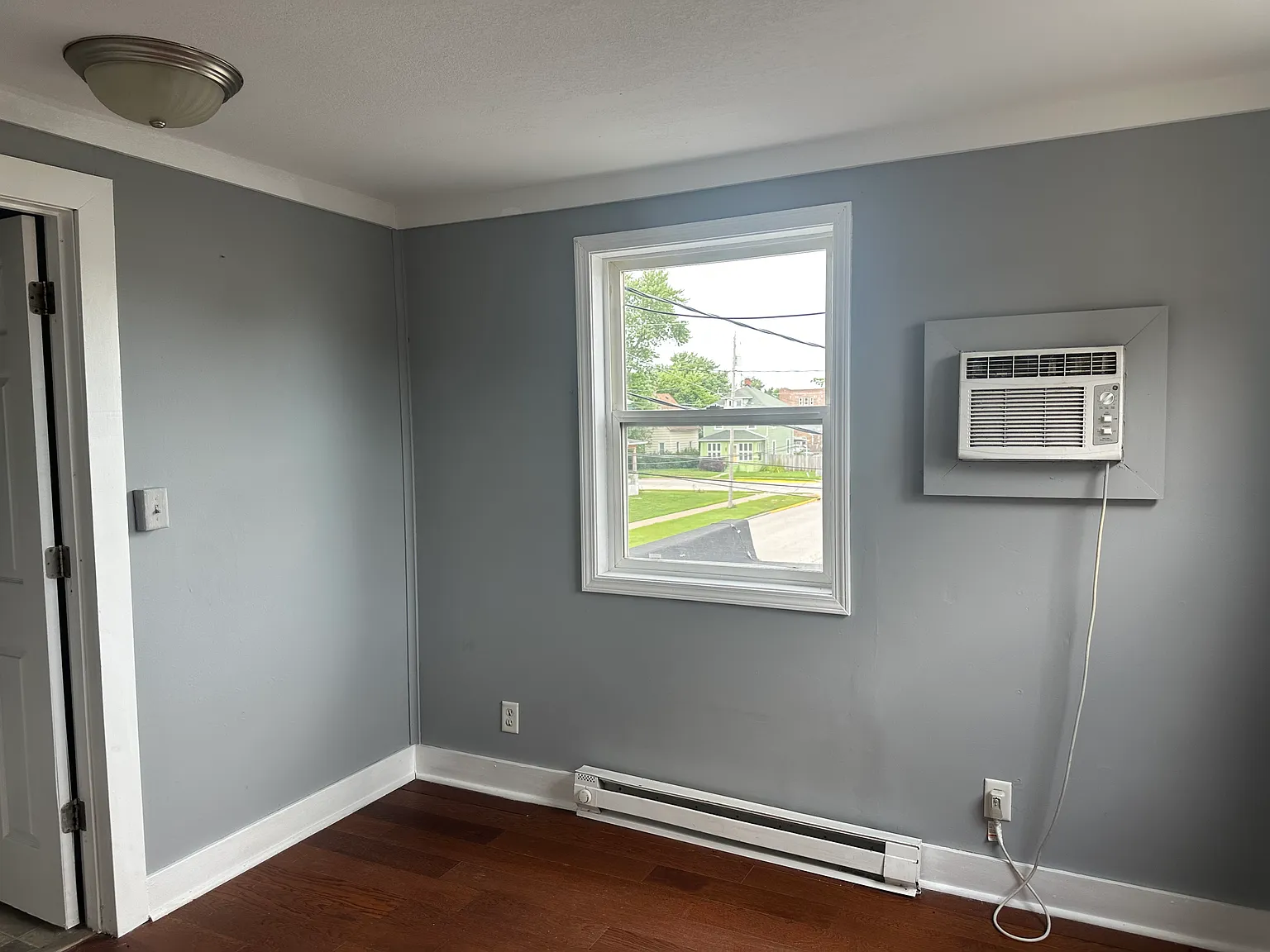 1 bed, 600 sqft, $825 — Photo 3