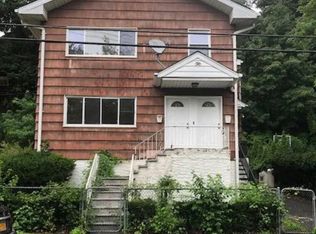 48 Touissant Ave #2, Yonkers, NY 10710