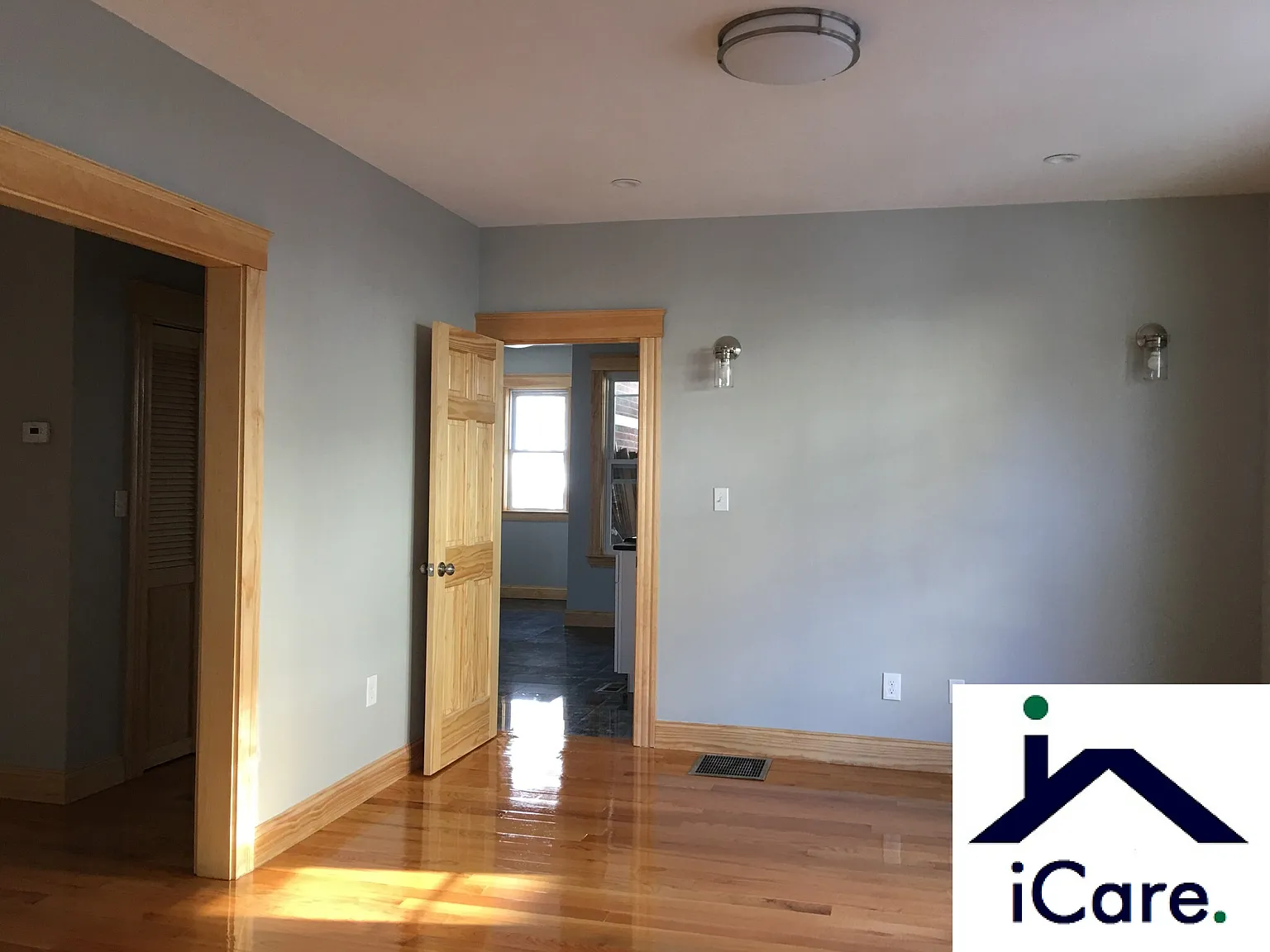8 bed, 4.0 bath, 2950 sqft, $6,800 — Photo 4