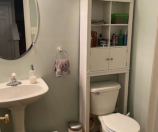 Main level powder room