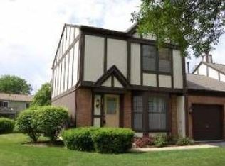 4491 Opal Dr, Hoffman Estates, IL 60192