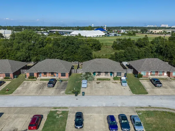1725 Rock Hollow Loop, Bryan, TX 77807
