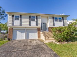 1160 Warwick Cir N, Hoffman Estates, IL 60169