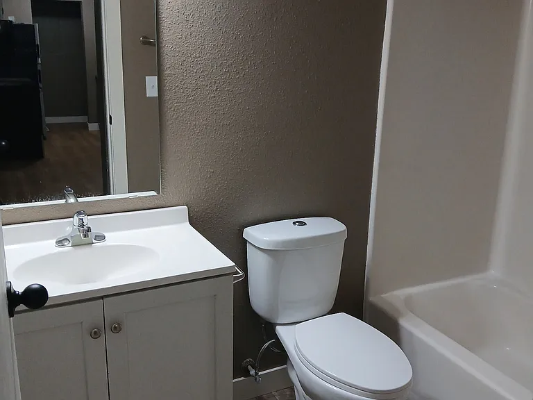 Briarwood Estates — Photo 41