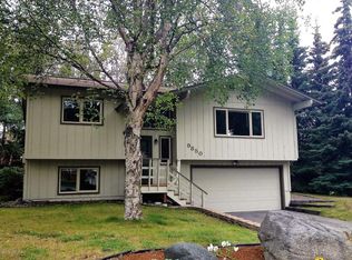 9850 Annette Cir, Eagle River, AK 99577