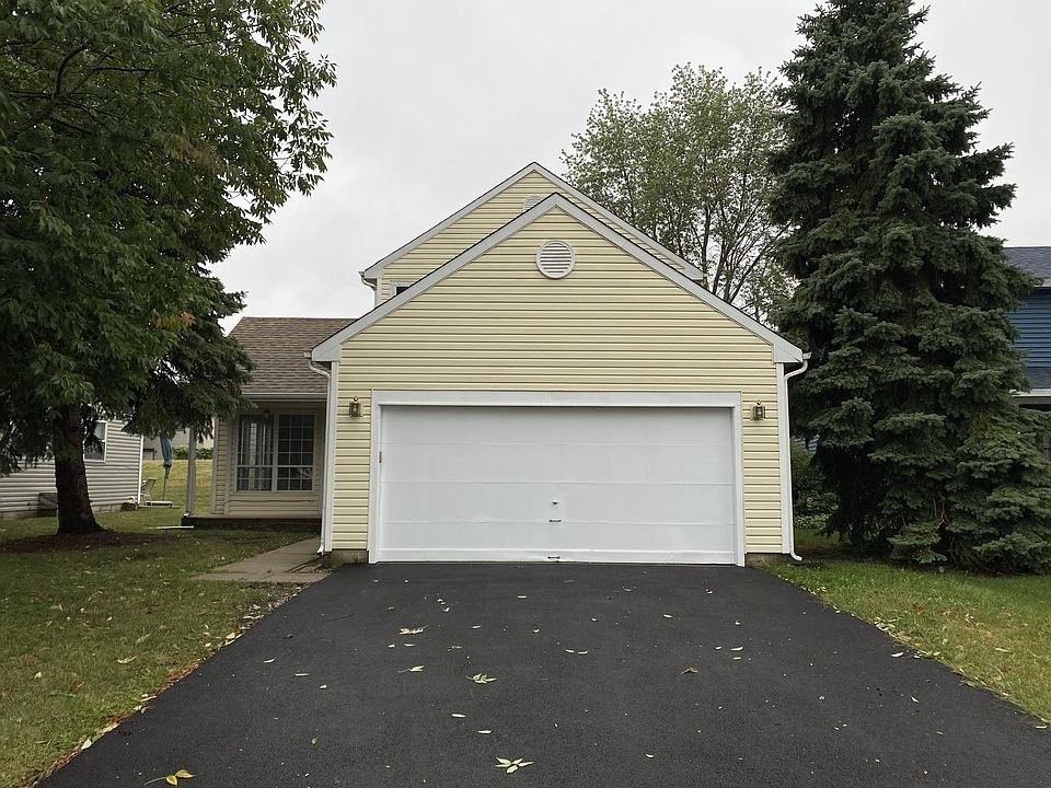 1st image of 1877 Grosse Pointe Cir
