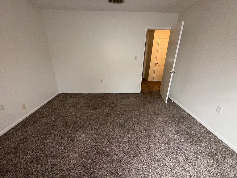 537A Schneider Dr — Photo 23