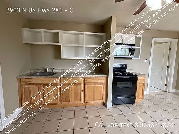 3rd image of 2903 N Us Highway 281 #C
