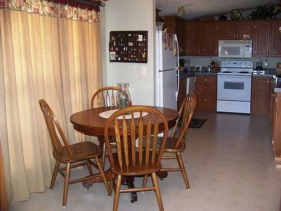 4th image of 309 E Caddo St