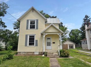 226 Magyar St, Wellington, OH 44090