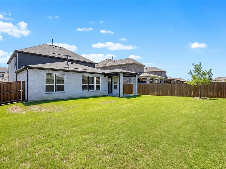 3629 Highland Bayou Dr — Photo 4