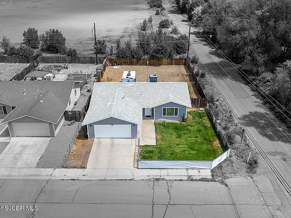 2nd image of 525 Ginger St