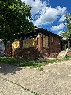 1st image of 8031 S Euclid Ave