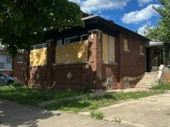 8031 S Euclid Ave, Chicago, IL 60617