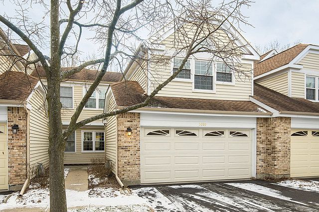 1st image of 3056 N Daniels Ct #203