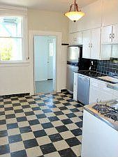 Kitchen :: 2770 Greenwich