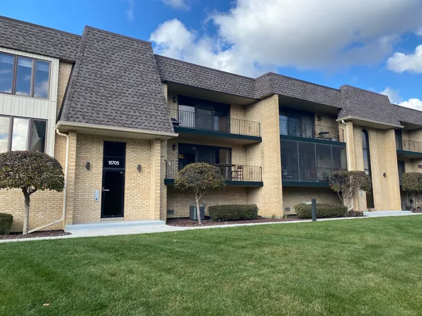 15705 Old Orchard Ct Unit 1N, Orland Park, IL 60462