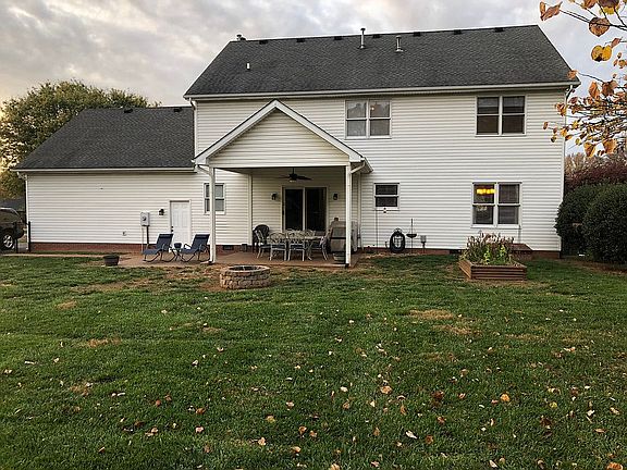 5th image of 330 Lakeland Dr
