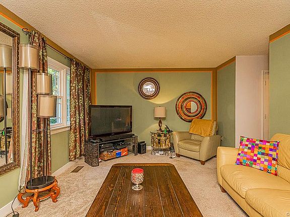 4th image of 6004 Partingdale Cir
